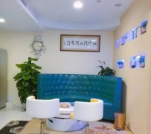 体验免费的美容吗 让你一分不剩的那种 南宁这些美容店很坑